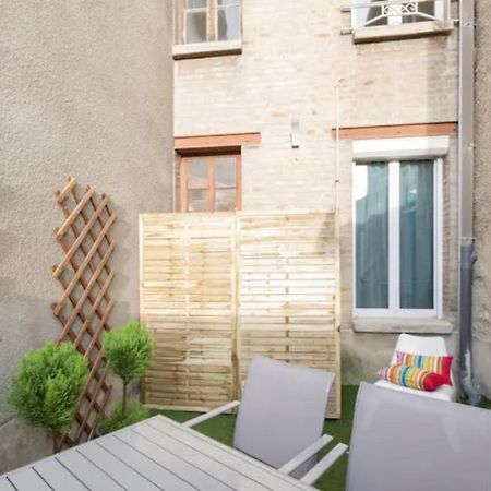 Suite Des Lilas - Terrasse Privee Reims Bagian luar foto