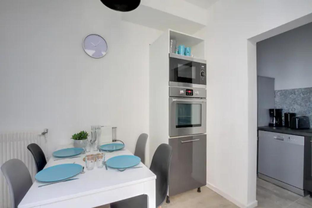 Suite Des Lilas - Terrasse Privee Reims Bagian luar foto
