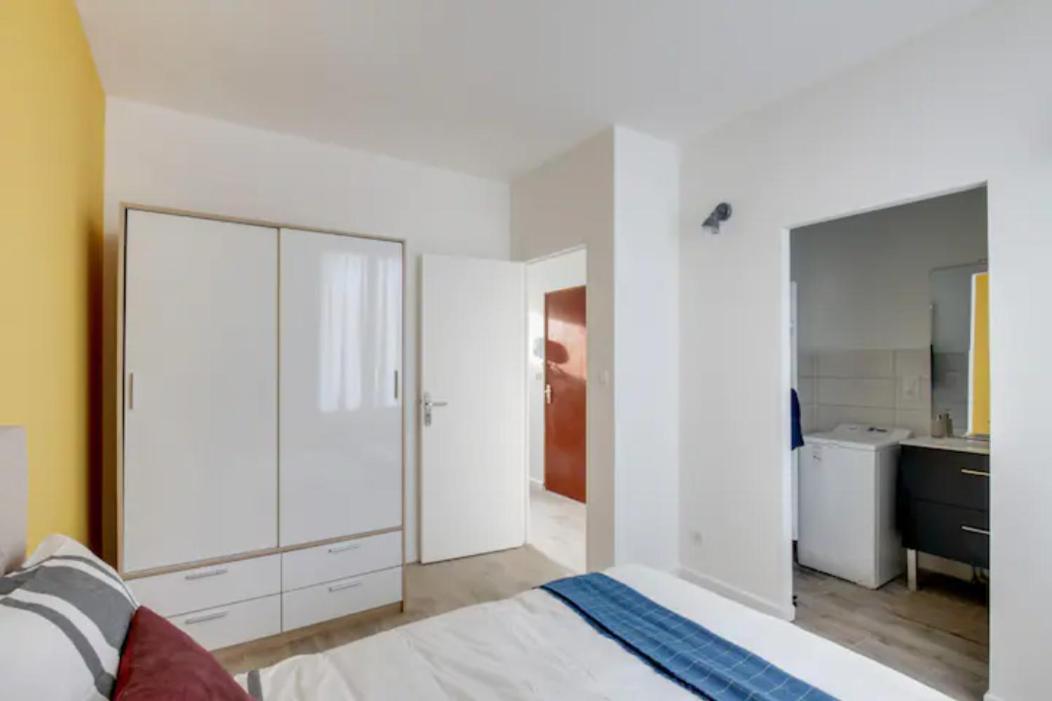 Suite Des Lilas - Terrasse Privee Reims Bagian luar foto